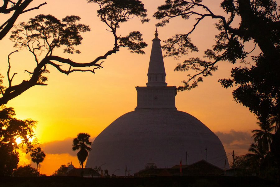 Ruwanwelisaya stupa at sunset, Anuradhapura