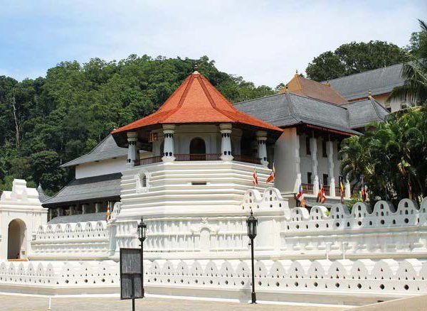 Temple of the Sacred Tooth Relic, Kandy